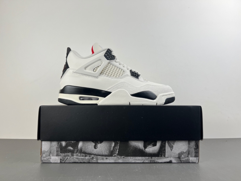 Air Jordan 4 "Flight Club" 2026 IM4002-100