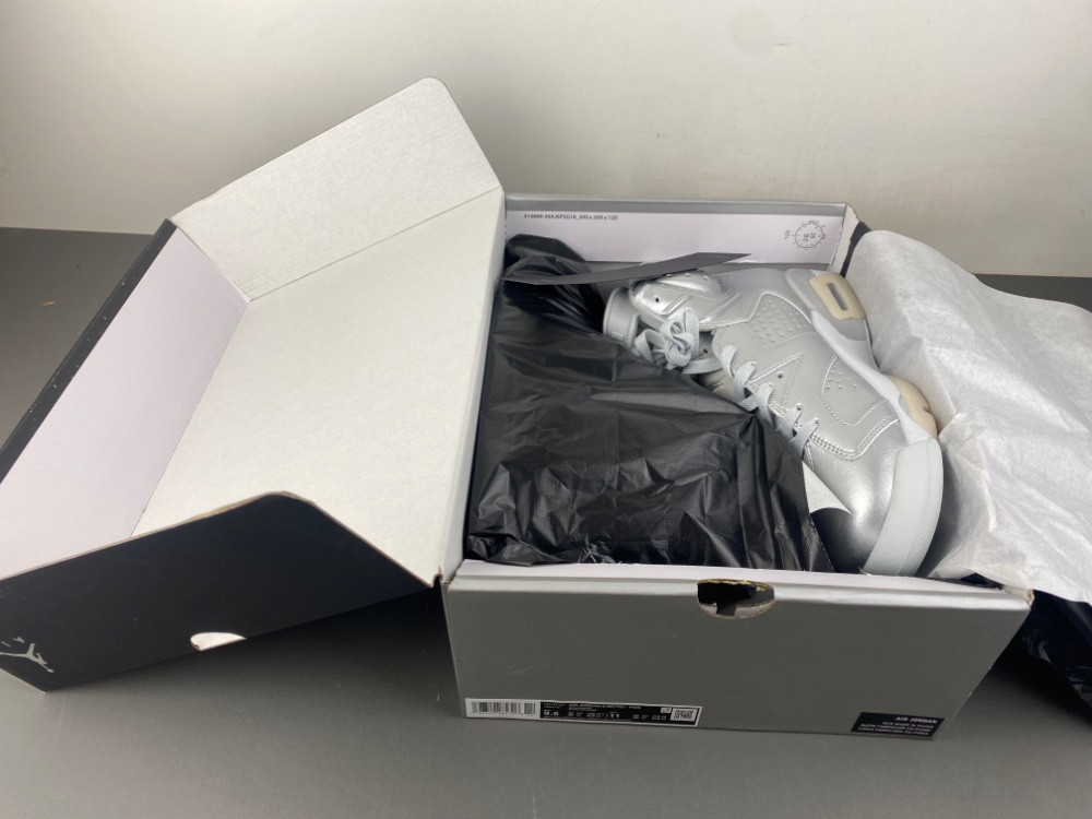 Air Jordan 6 Retro PSG Paris Saint-Germain Silver IQ5135-001