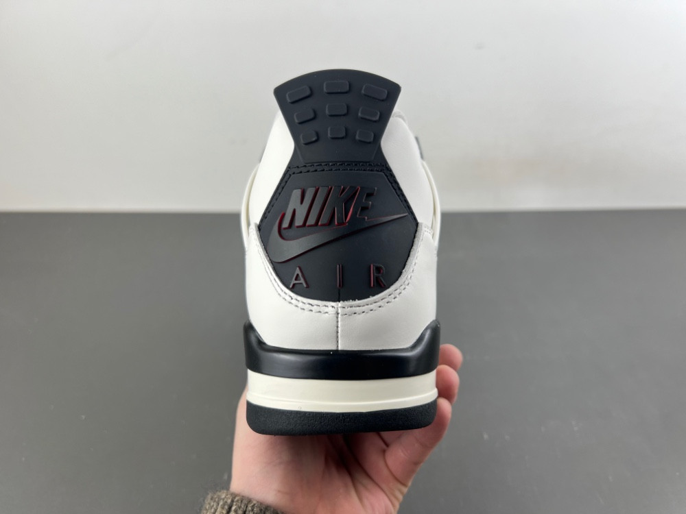 Air Jordan 4 "Flight Club" 2026 IM4002-100