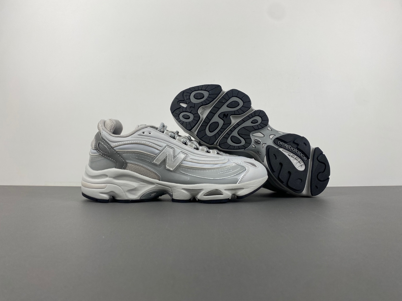new Ba1an*e 1000 aime leon dore grey men