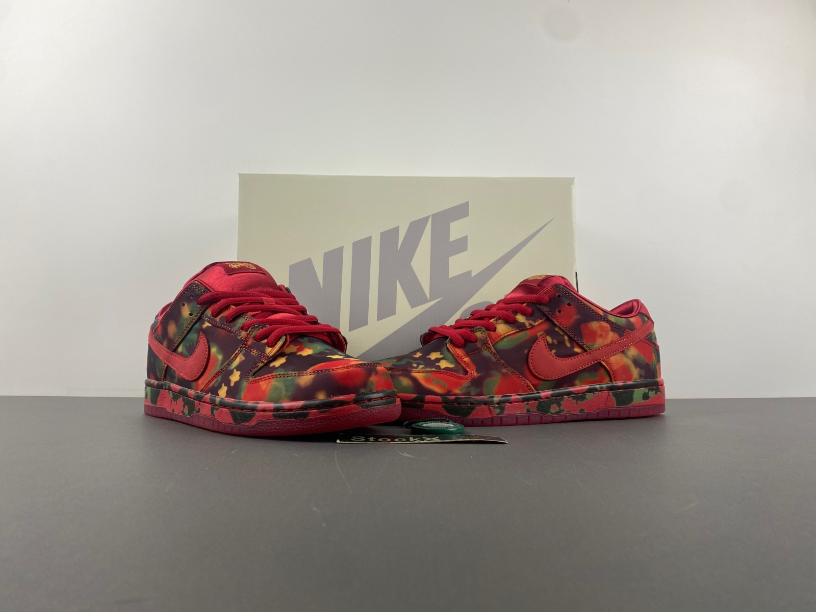 The Wizard of Oz x Nike SB Dunk Low FZ1291-600