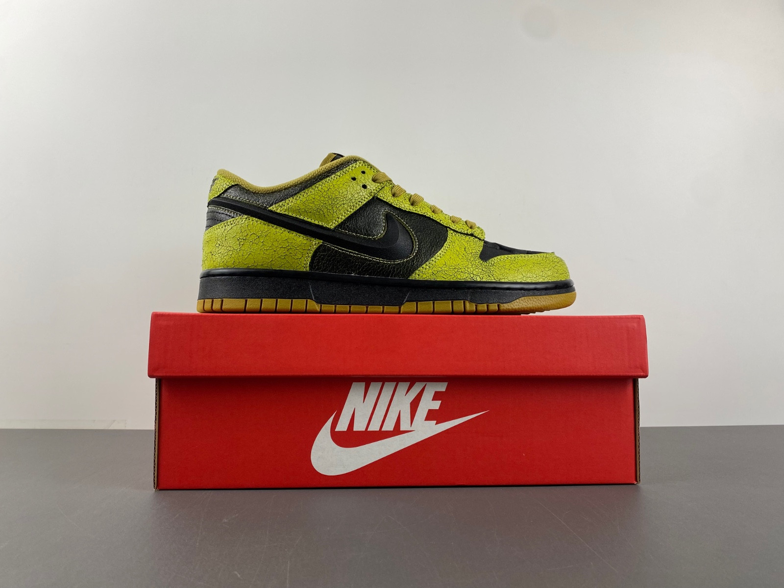 Nike Dunk Low QS Halloween Skull Men
