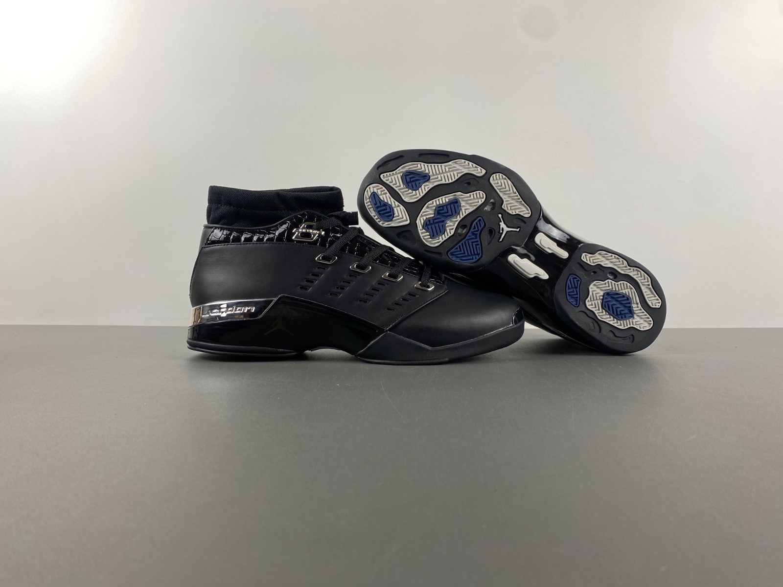 Air Jordan 17 OG Low 