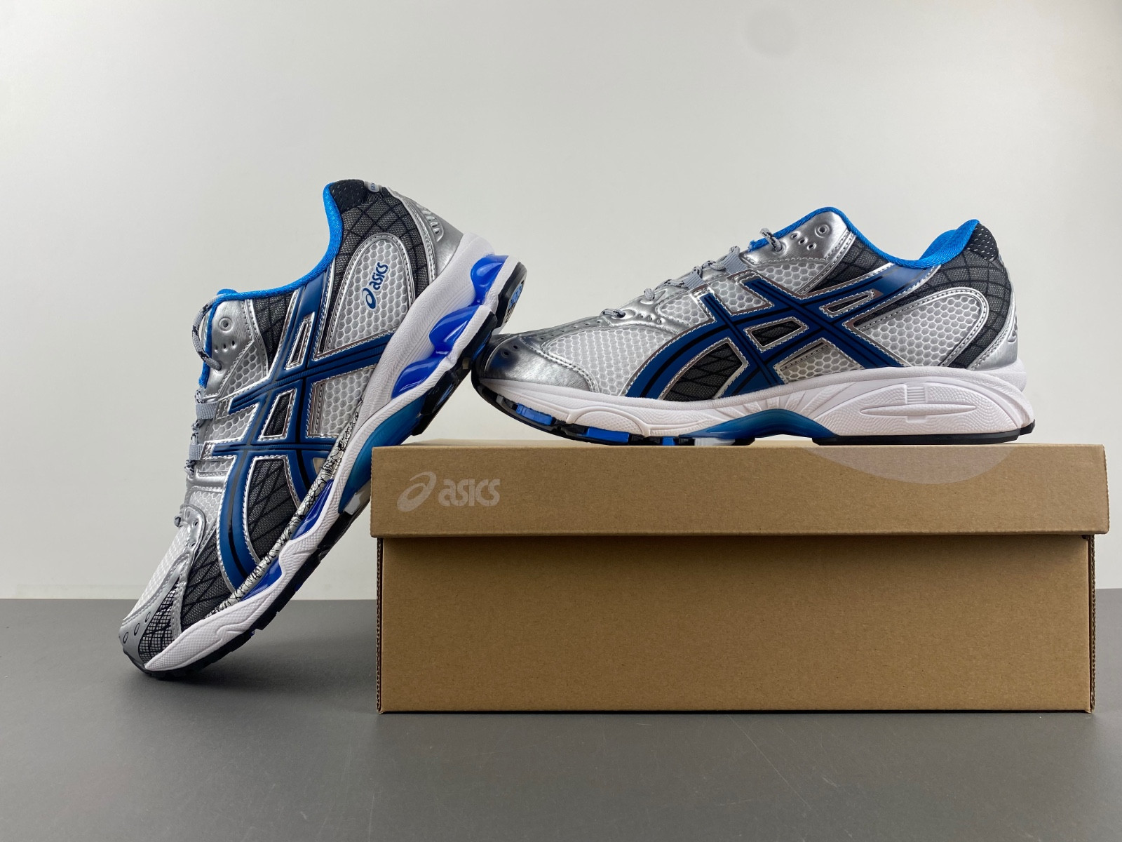 As1cs gel-nimbus 10.1 white directoire blue 1203a543-101