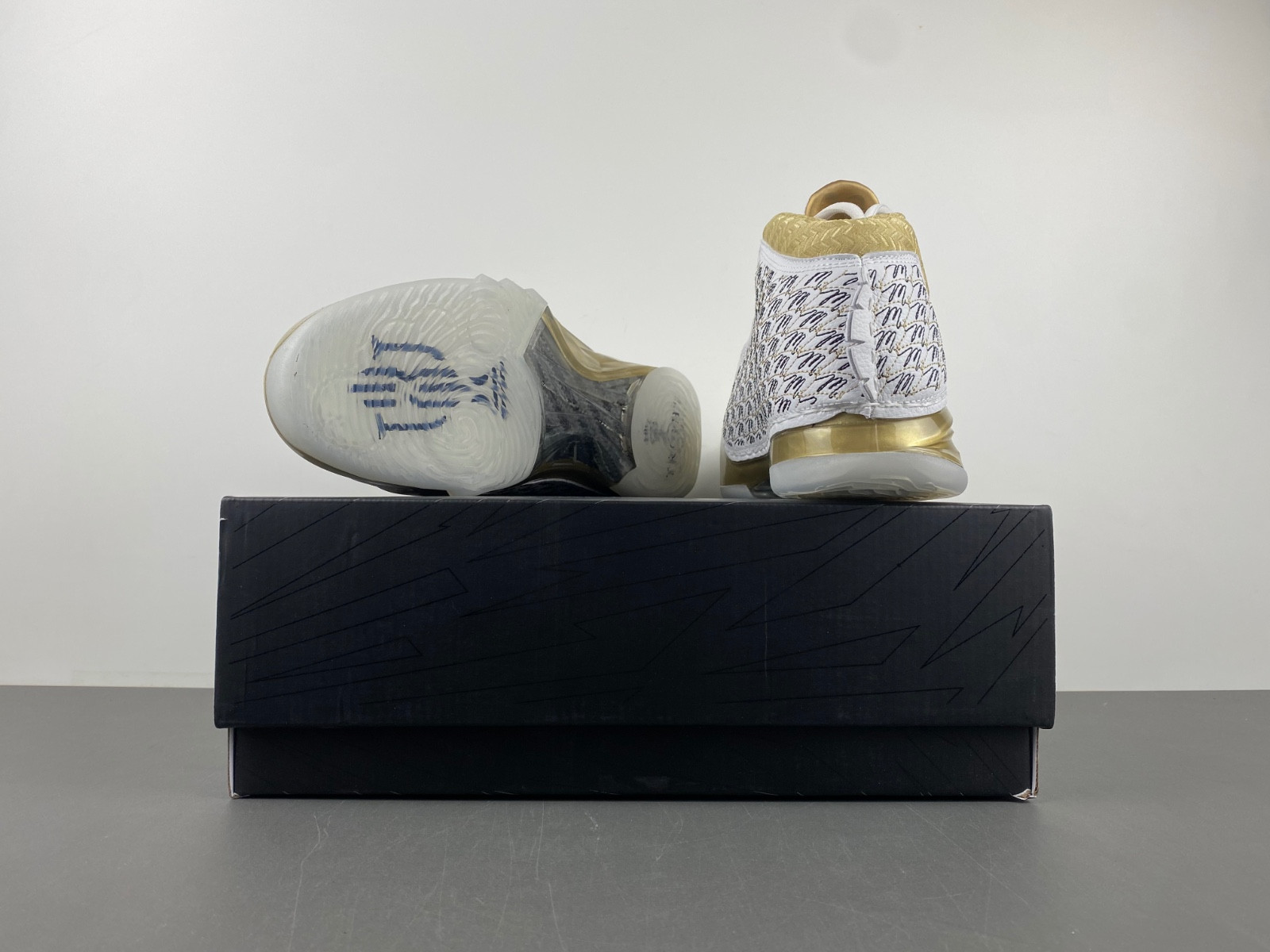 Trophy Room x Air Jordan 23 Retro 