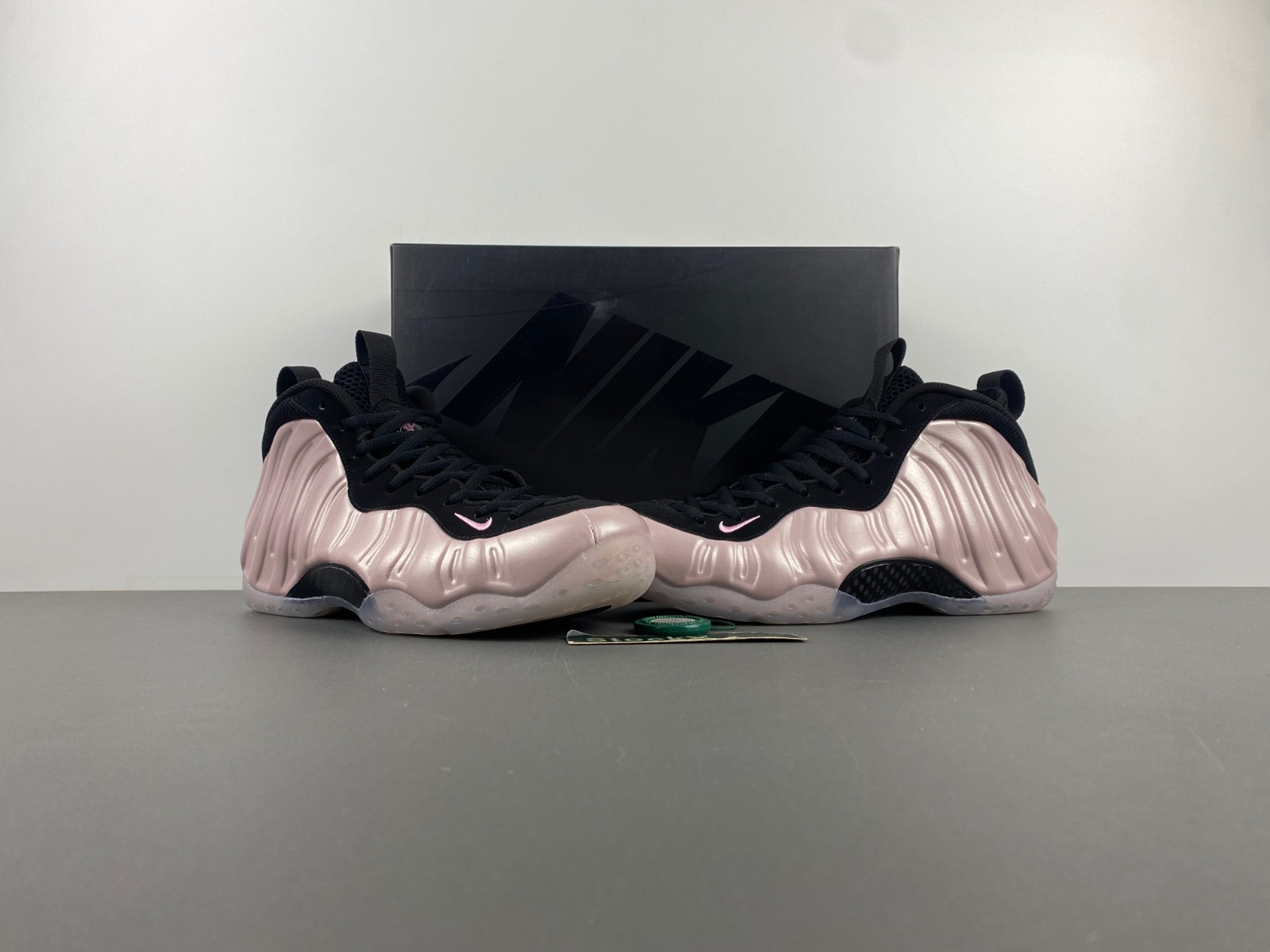 Nike Air Foamposite One DMV Cherry Blossom HJ4187-001