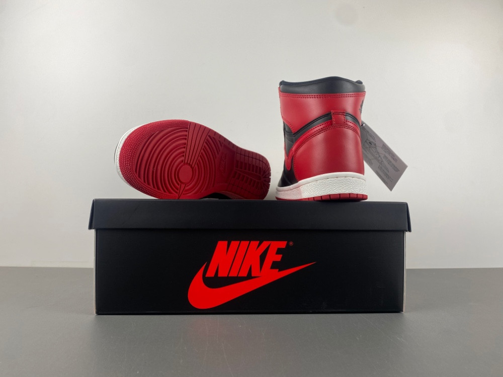 Jordan 1 Retro High 