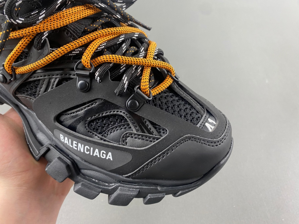 Ba1en*iaga men