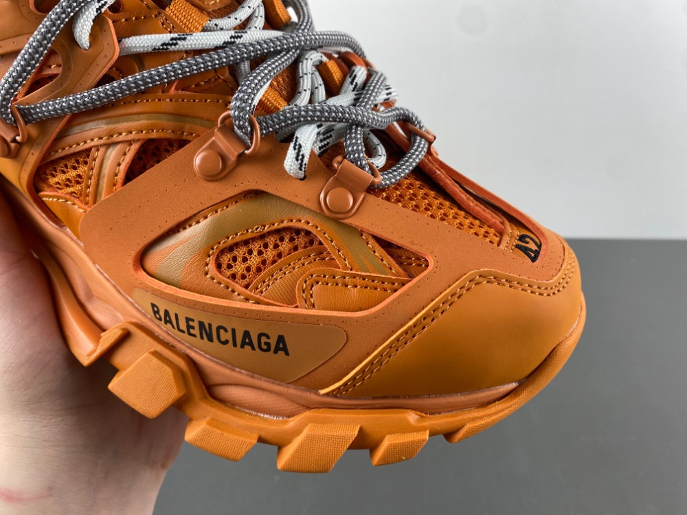 Ba1en*iaga men