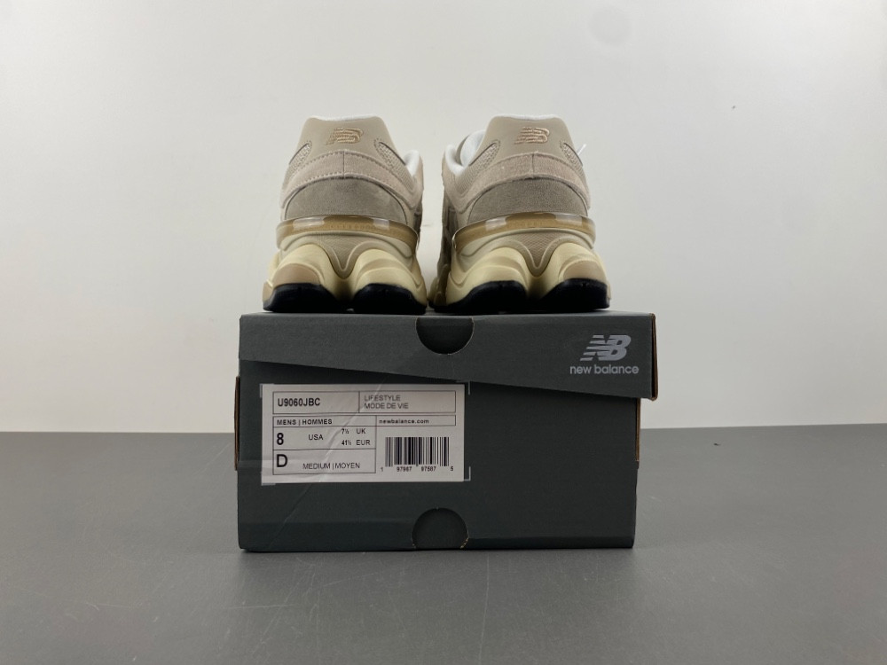 new Ba1an*e 9060 oatmeal men