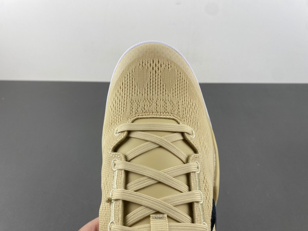 Nike Kobe 8 Protro "Champagne Gold" HM6469-701