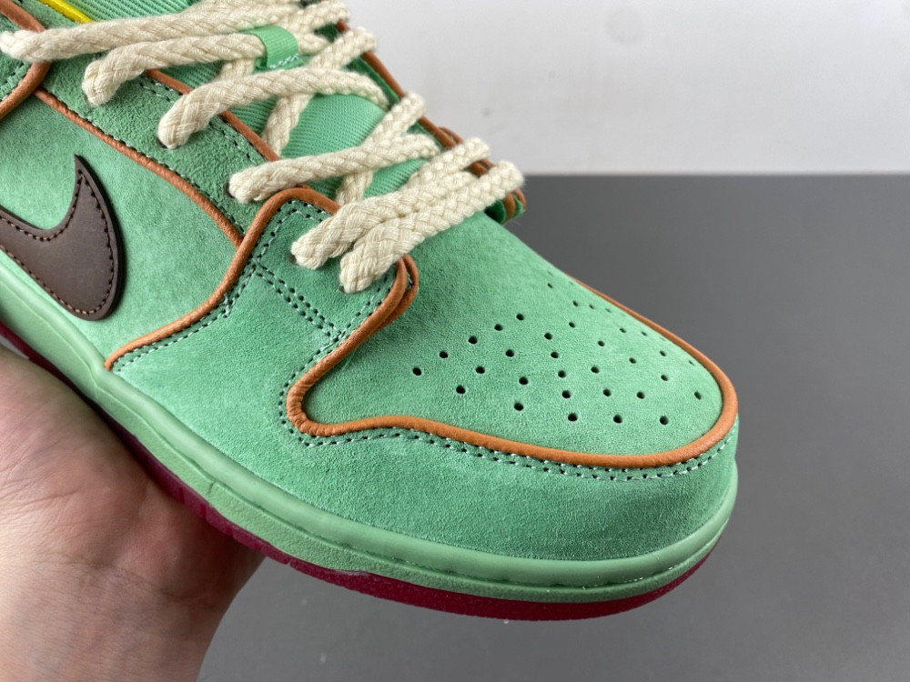 Nike SB Dunk Low Rodeo Tourmaline Men