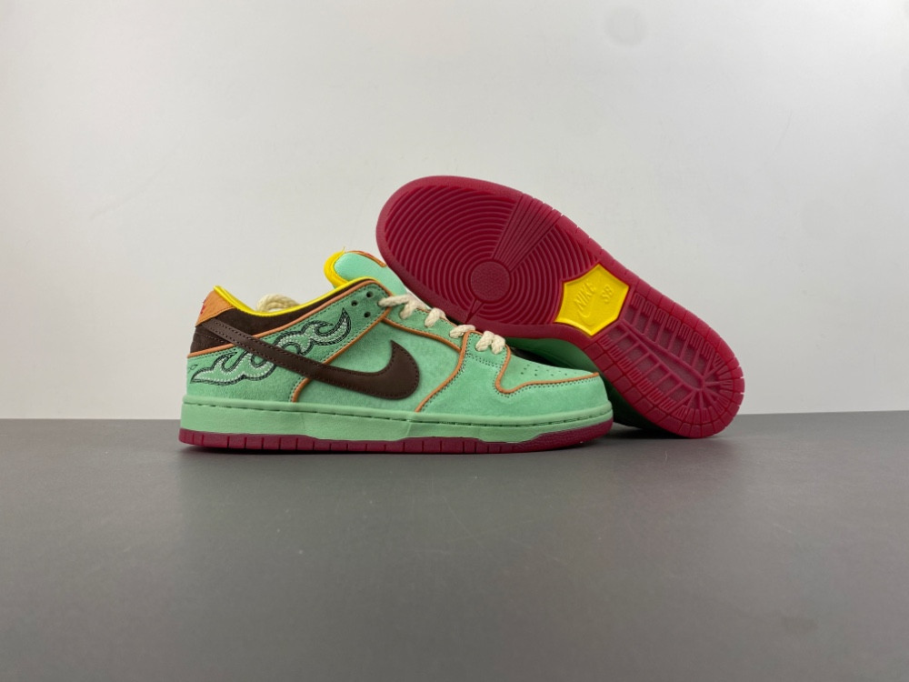 Nike SB Dunk Low Rodeo Tourmaline Men