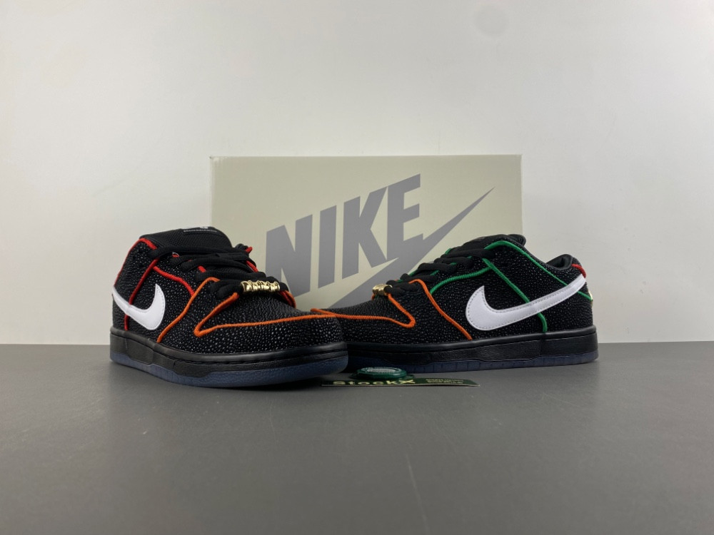 Nike SB Dunk Low Bronx Girls Skate - HV1664-001