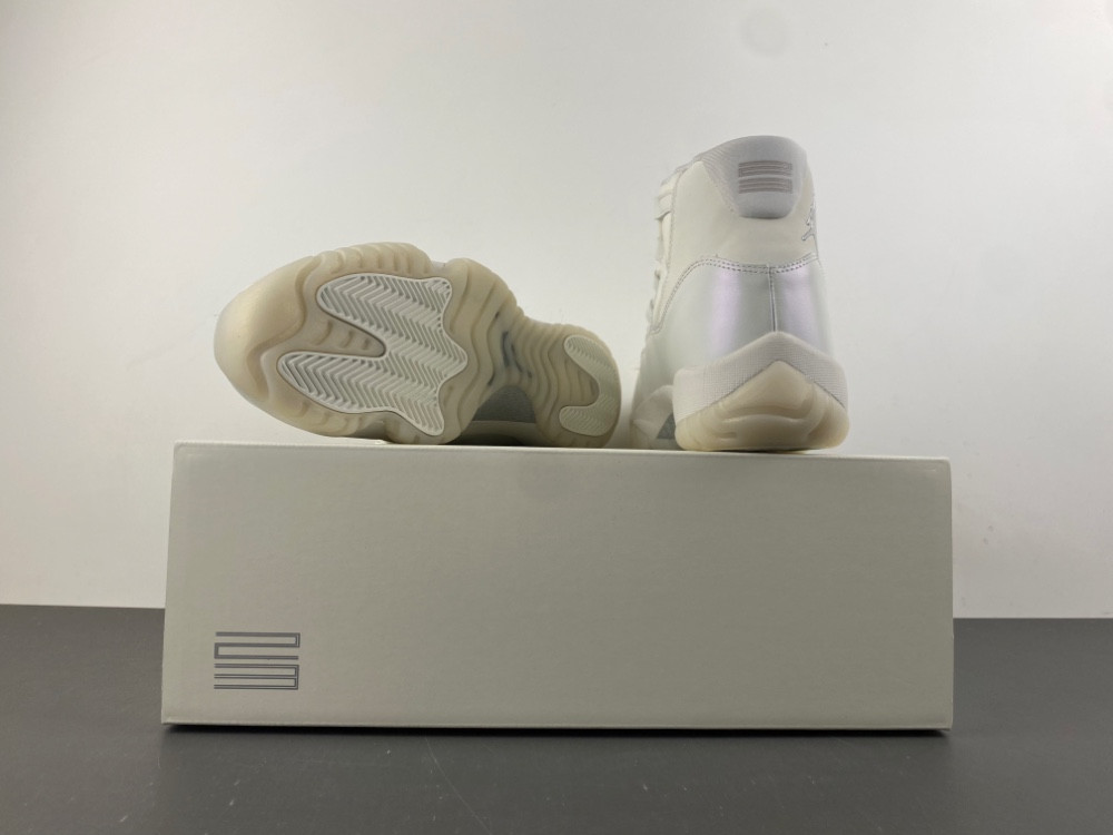 Jordan 11 Retro Grand Finale (Women