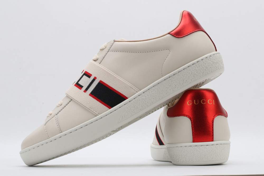 Gvc*1 low-top sneaker white with Gvc*1