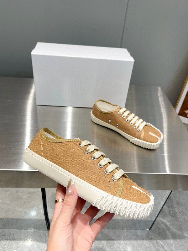 MM6 tabi Sneaker