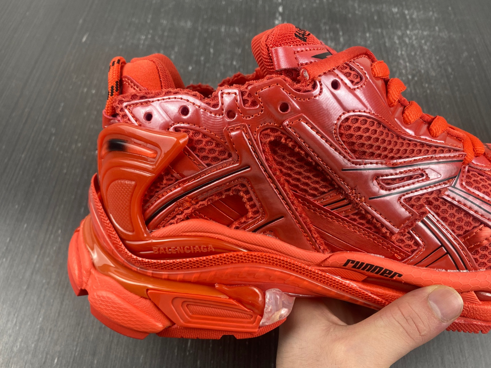 Ba1en*iaga 7.0 runner sneaker
