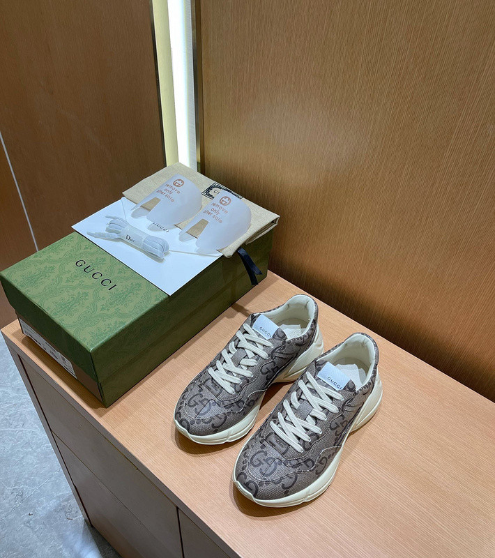 Gvc*1 sneaker