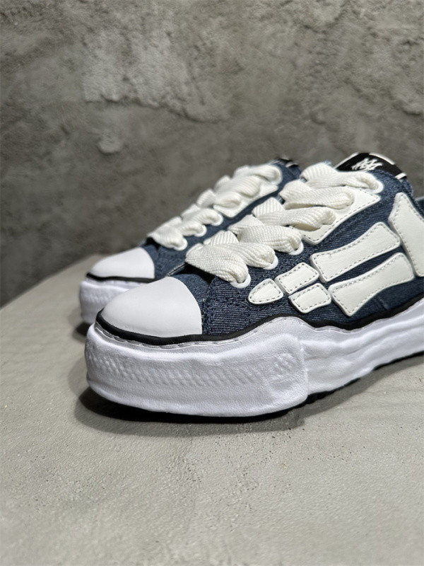AMIRI SNEAKER