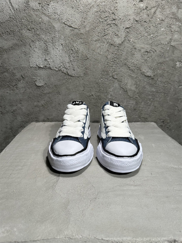 AMIRI SNEAKER
