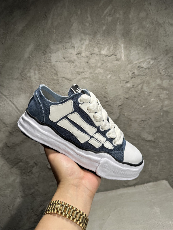 AMIRI SNEAKER