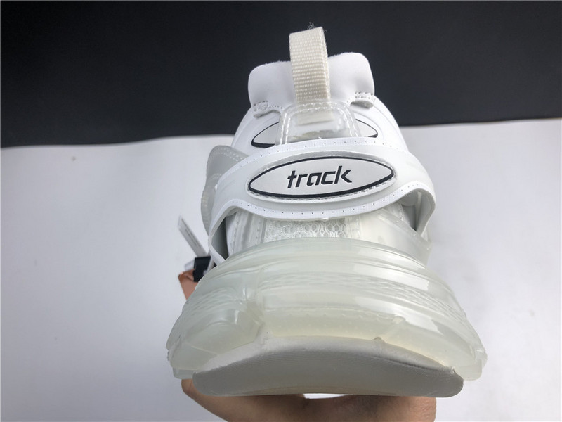 Ba1en*iaga track all white