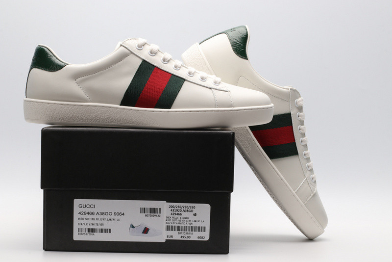 Gvc*1 ace embroidered low-top sneaker white with stripe