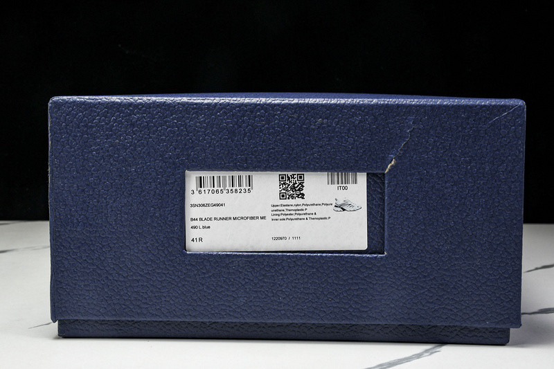 D10r b44 sneaker