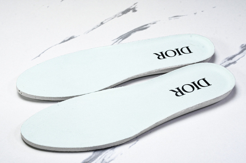 D10r b44 sneaker