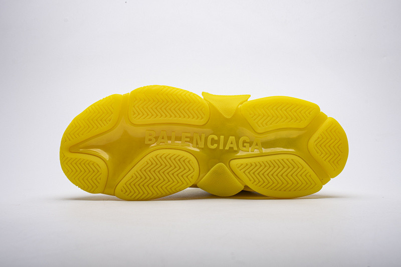 Ba1en*iaga triple s yellow