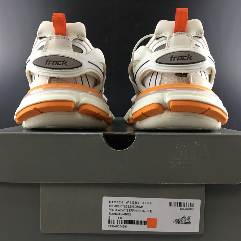Ba1en*iaga 3.0 track trainer orange white with led
