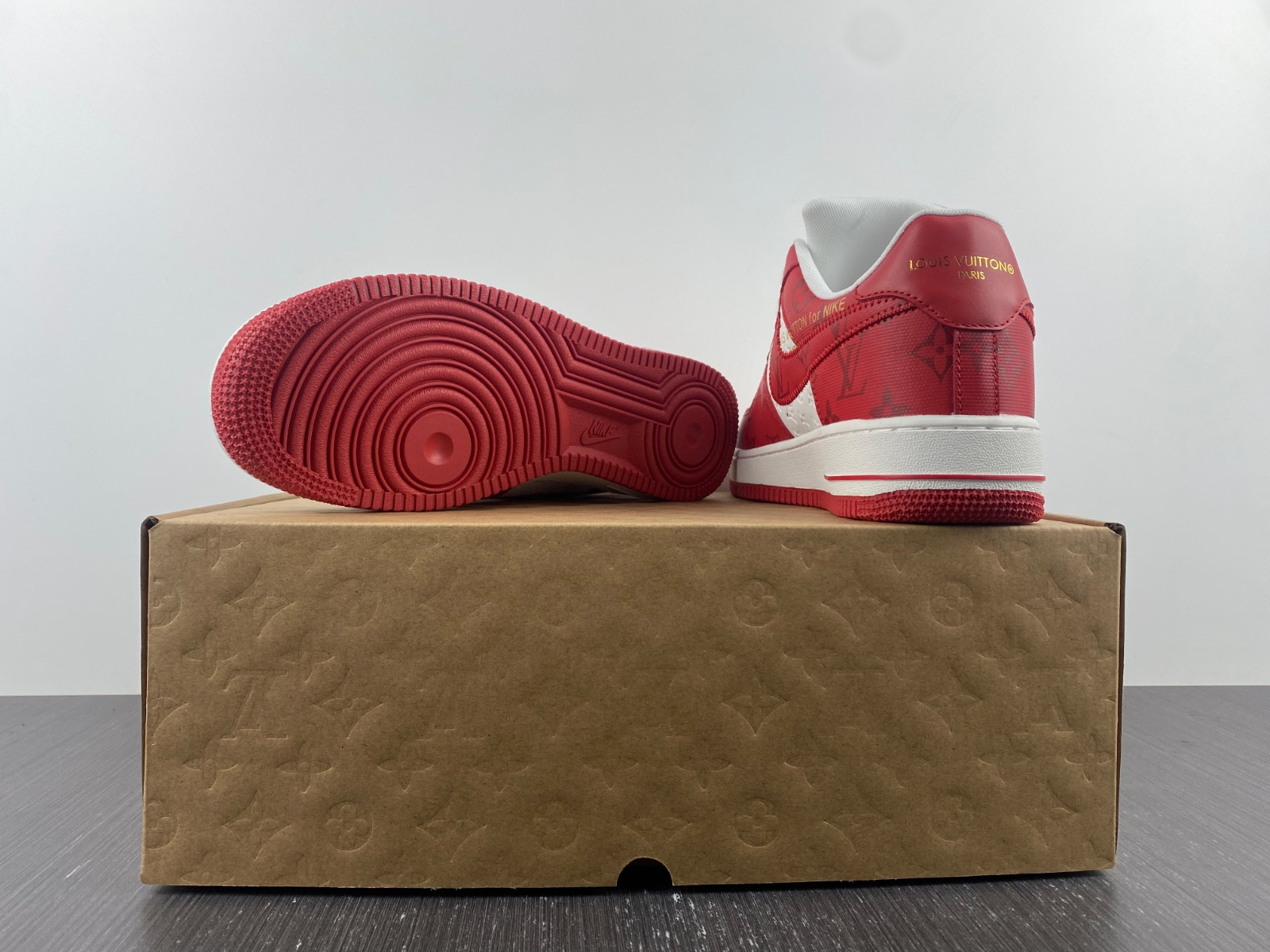lwe sneaker