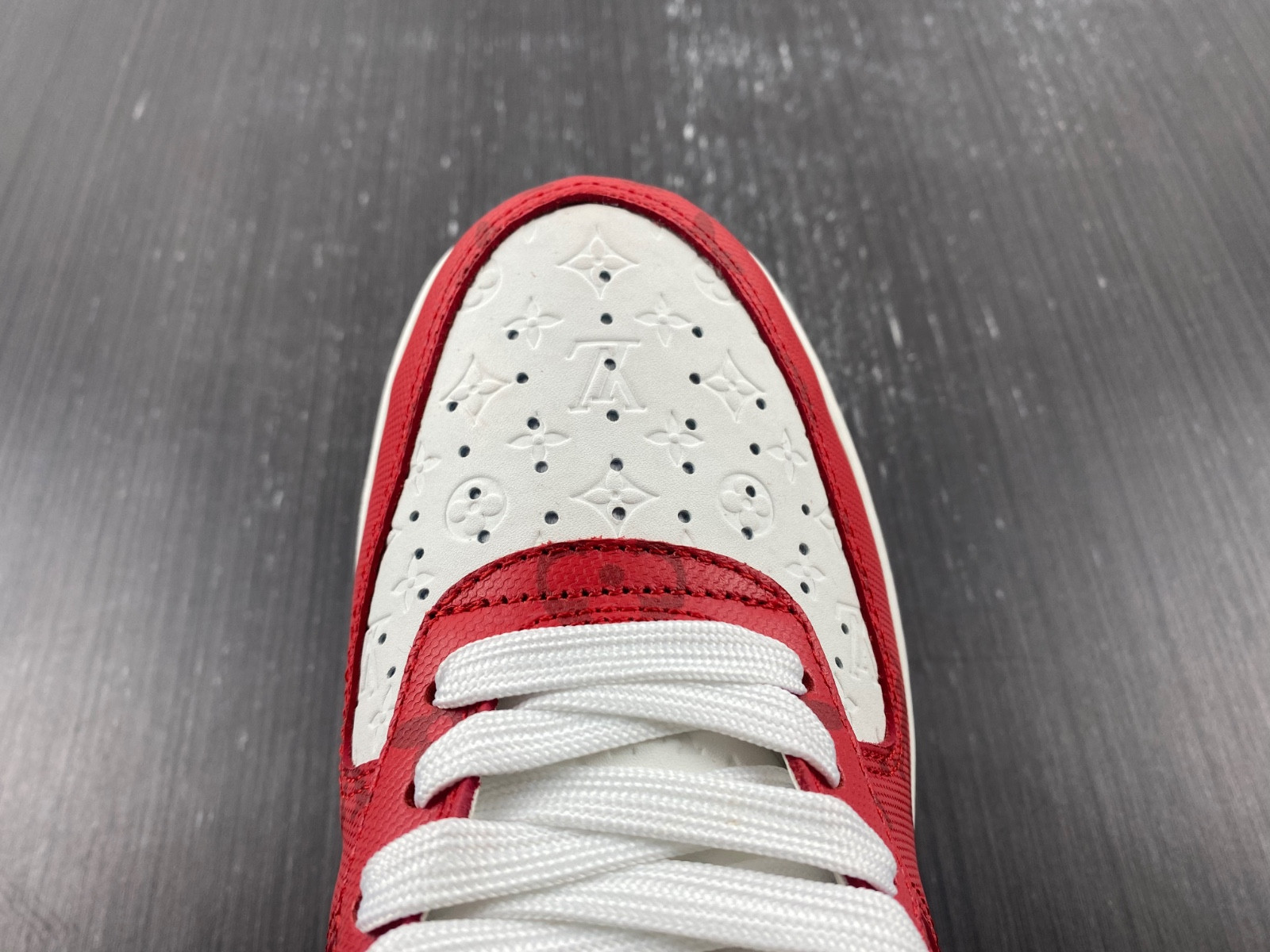 lwe sneaker