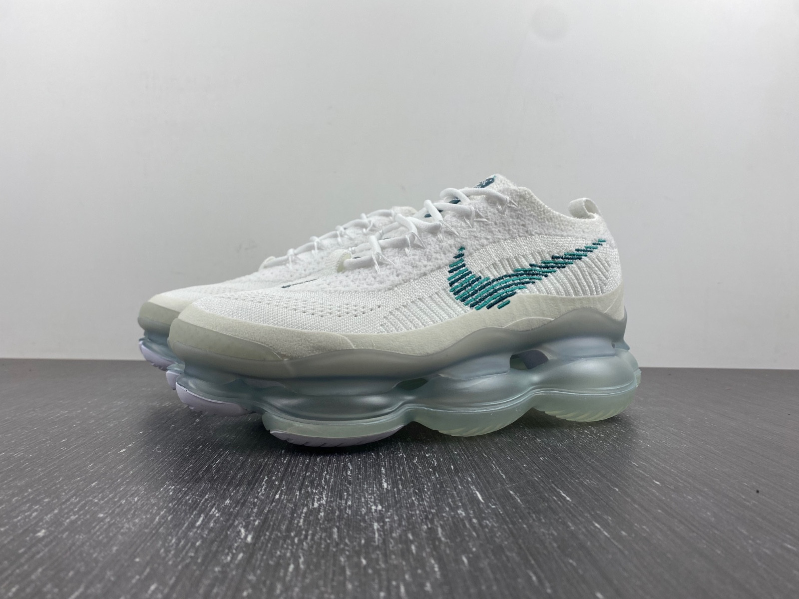 nike air max scorpion flyknit dj4701 100