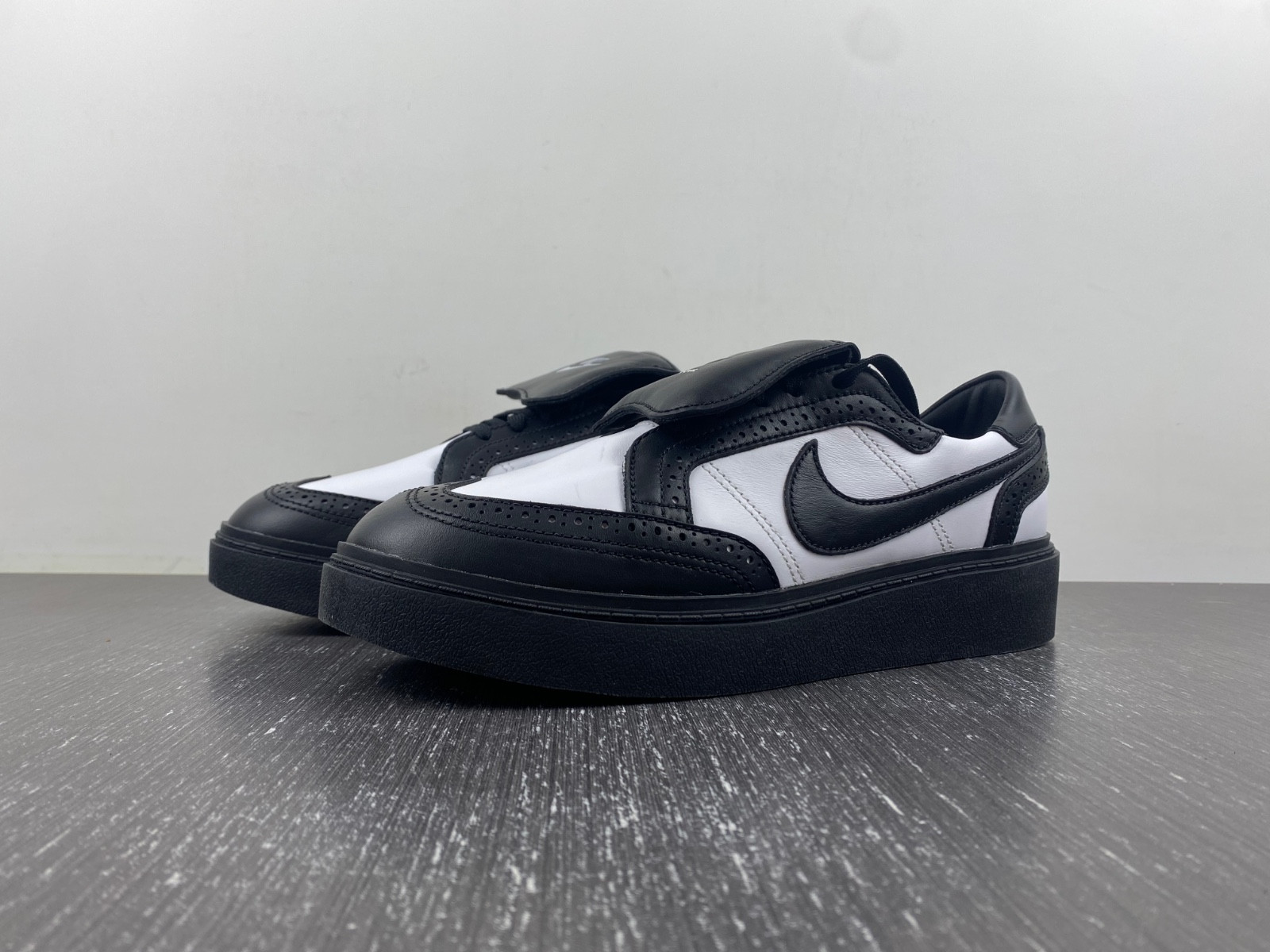 g-dragon x kwondo 1 ''yin-yang'' - dh2482-101