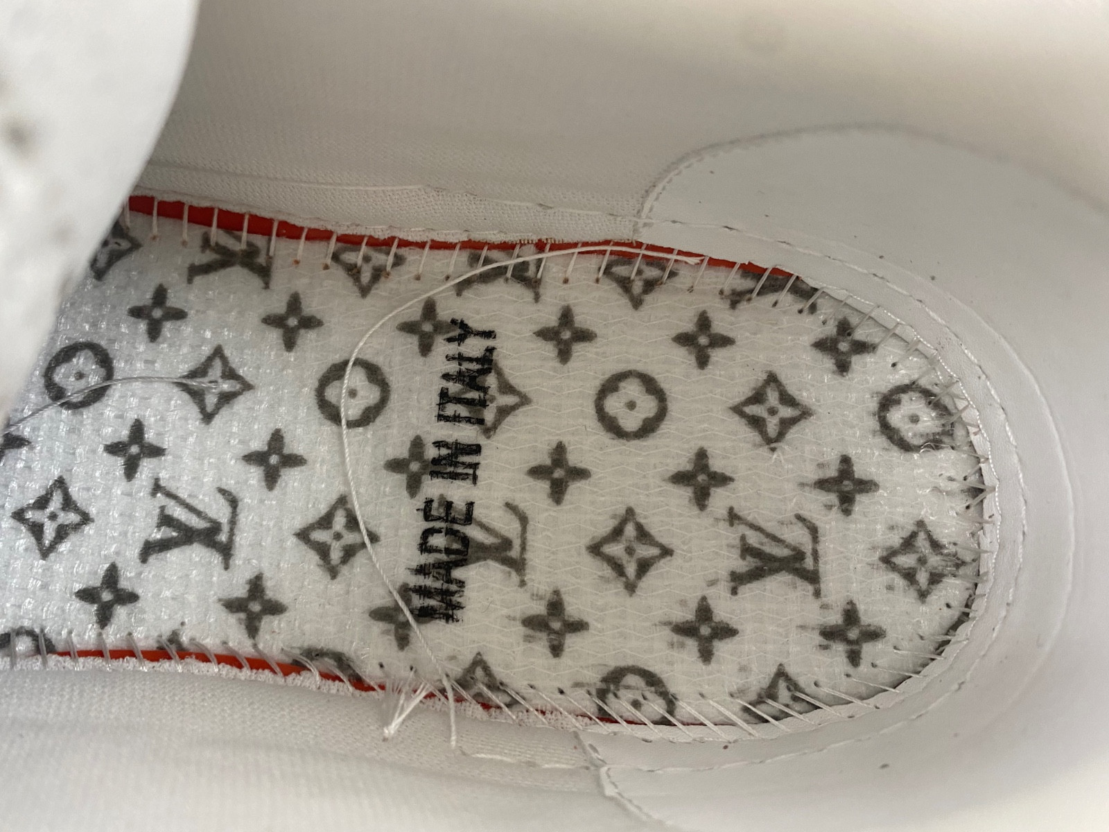 lwe sneaker