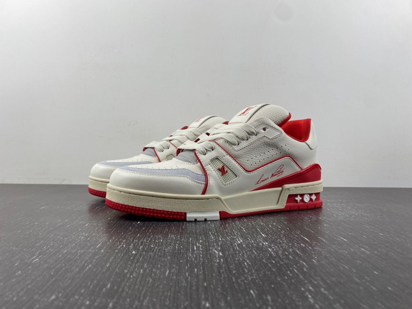 lwe sneaker