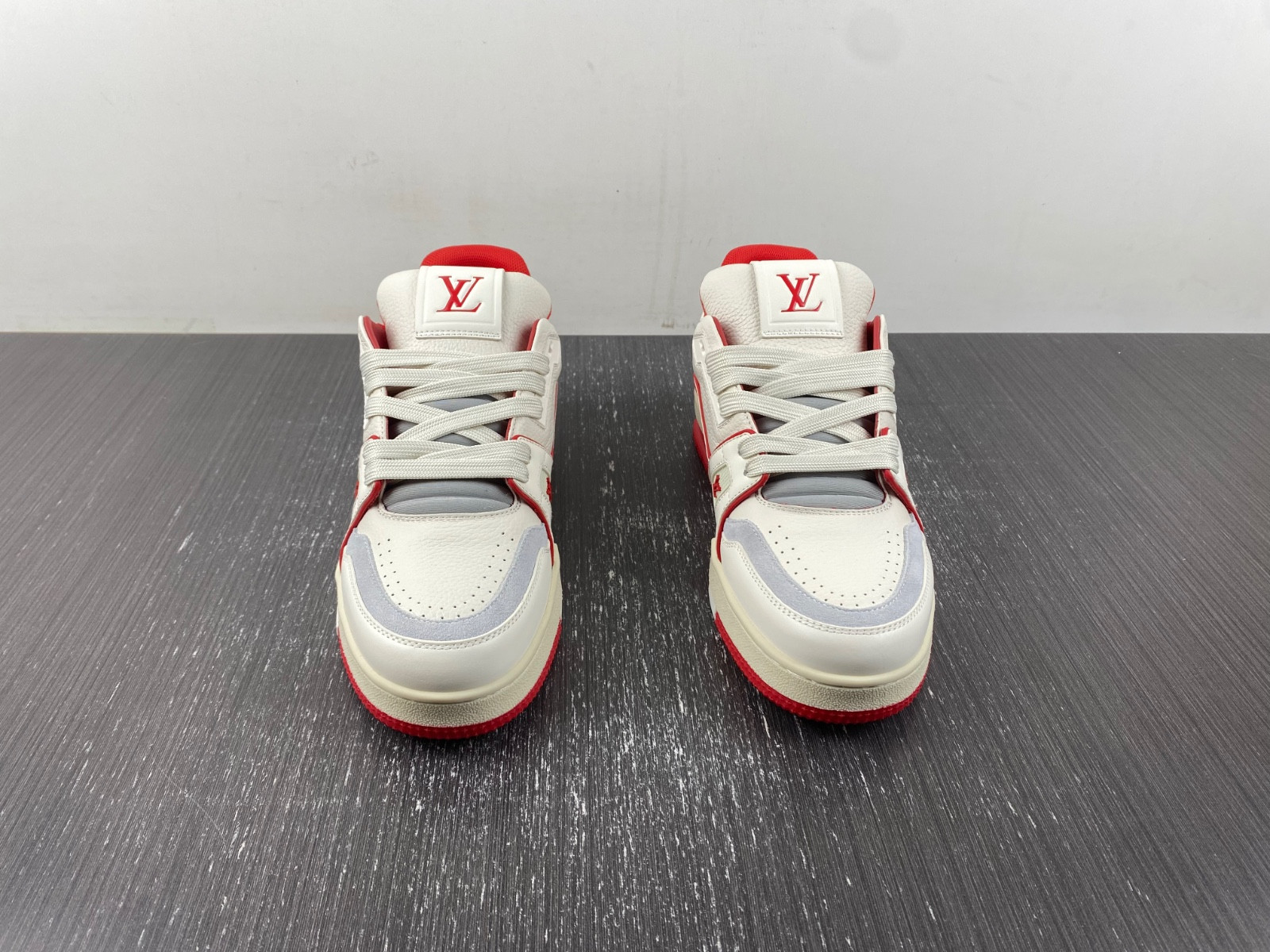 lwe sneaker