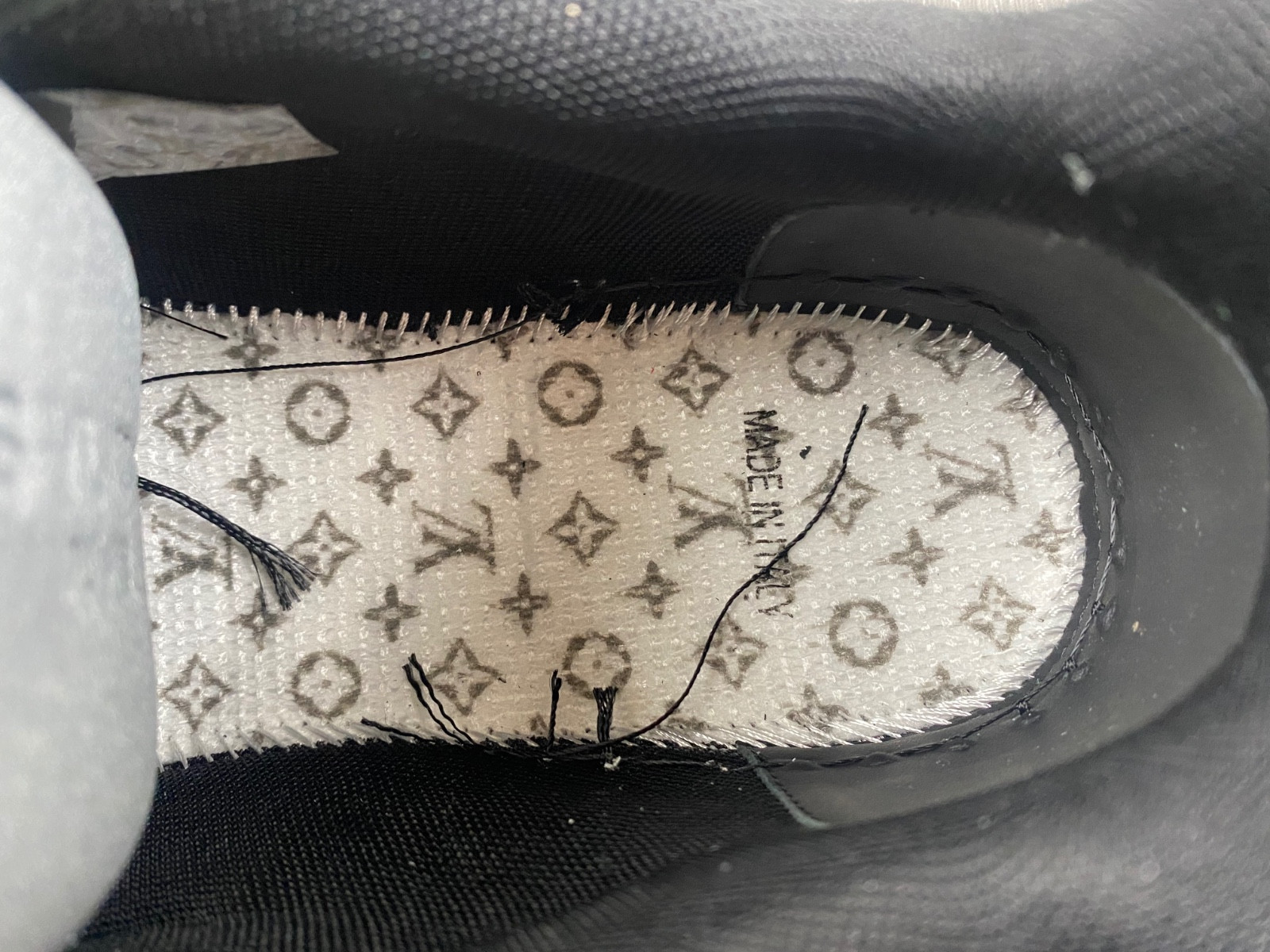 lwe sneaker