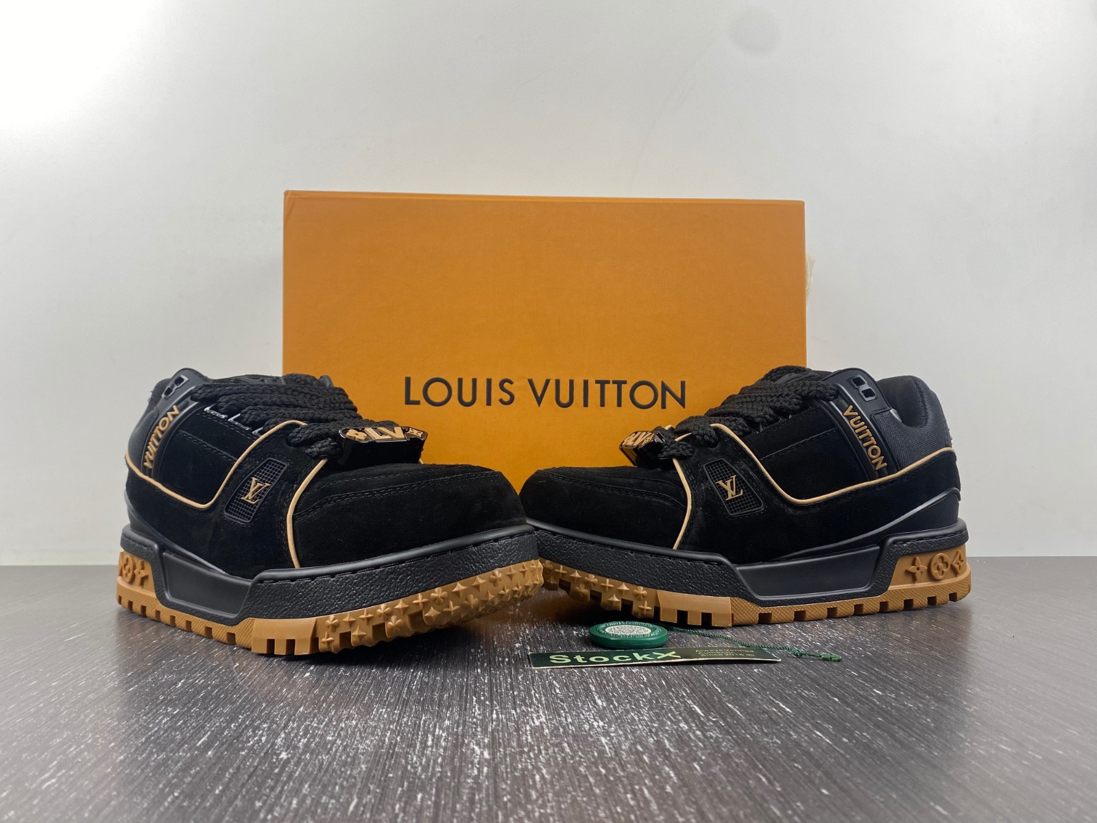 lwe sneaker
