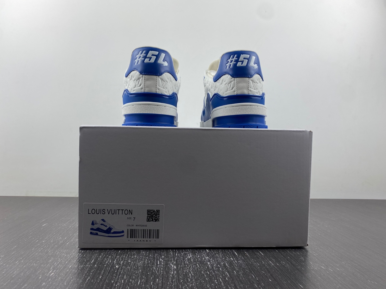 lwe sneaker