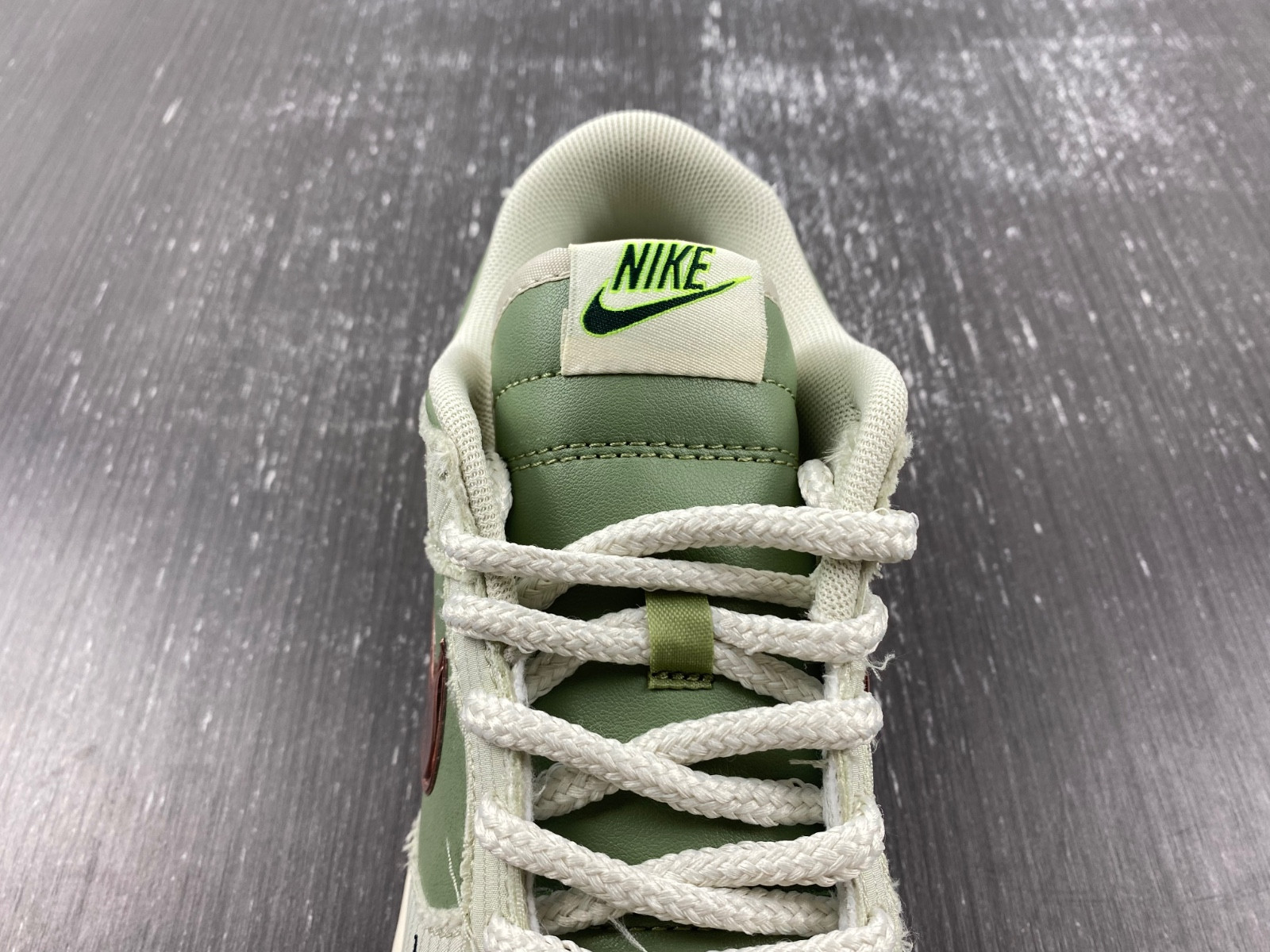 kyler murray x nike dunk low 