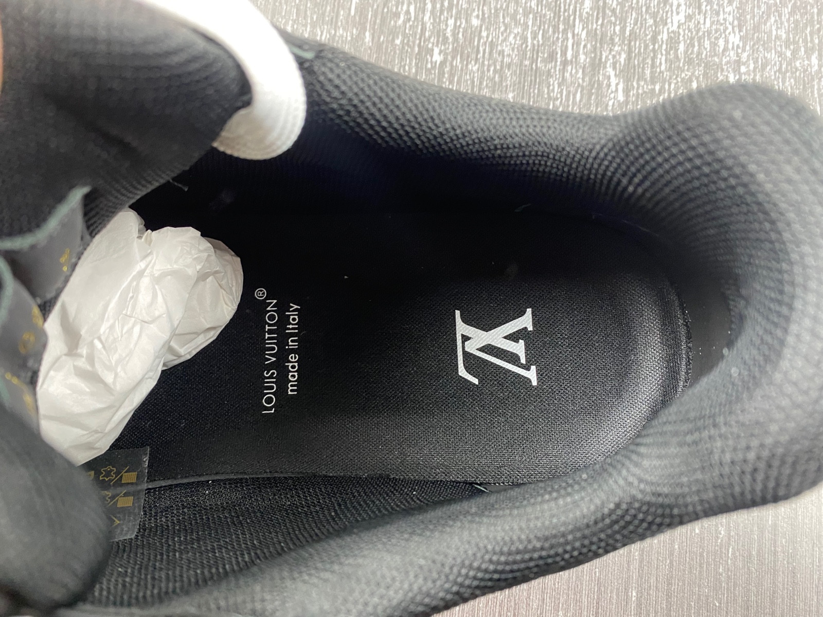 lwe sneakers