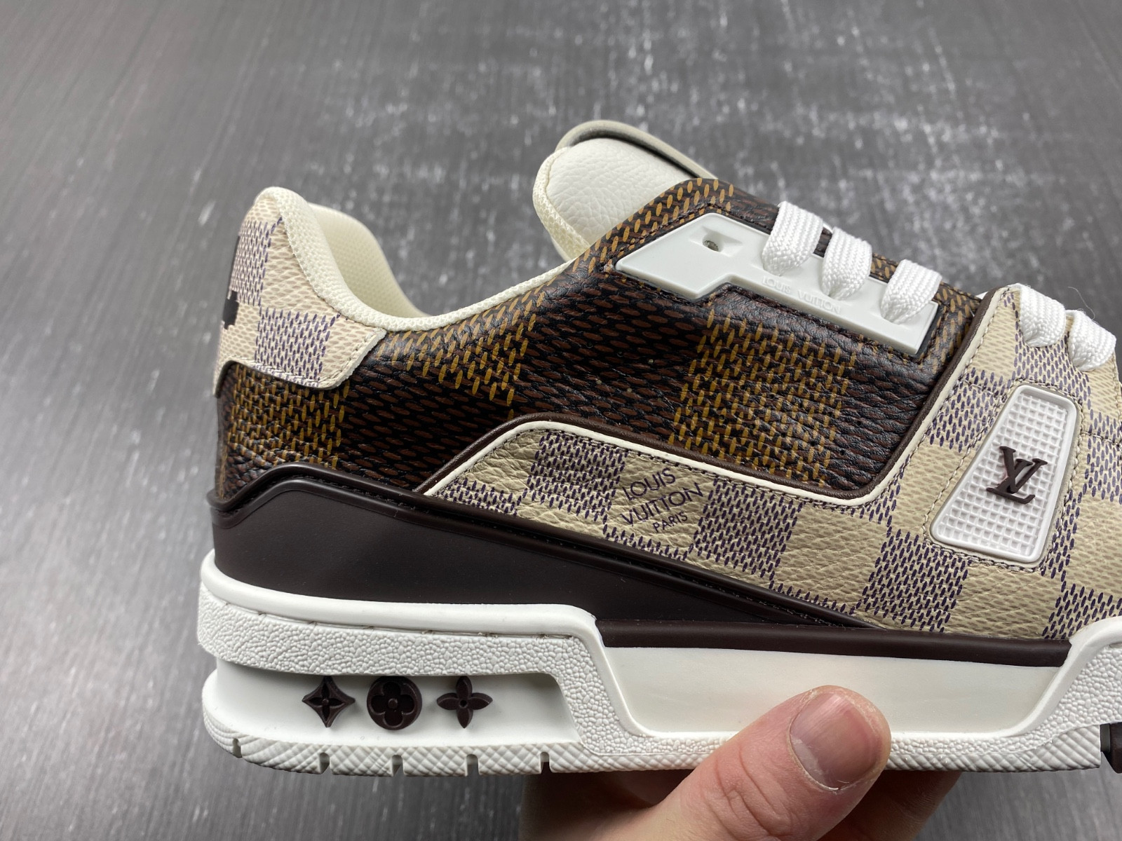 lwe sneakers