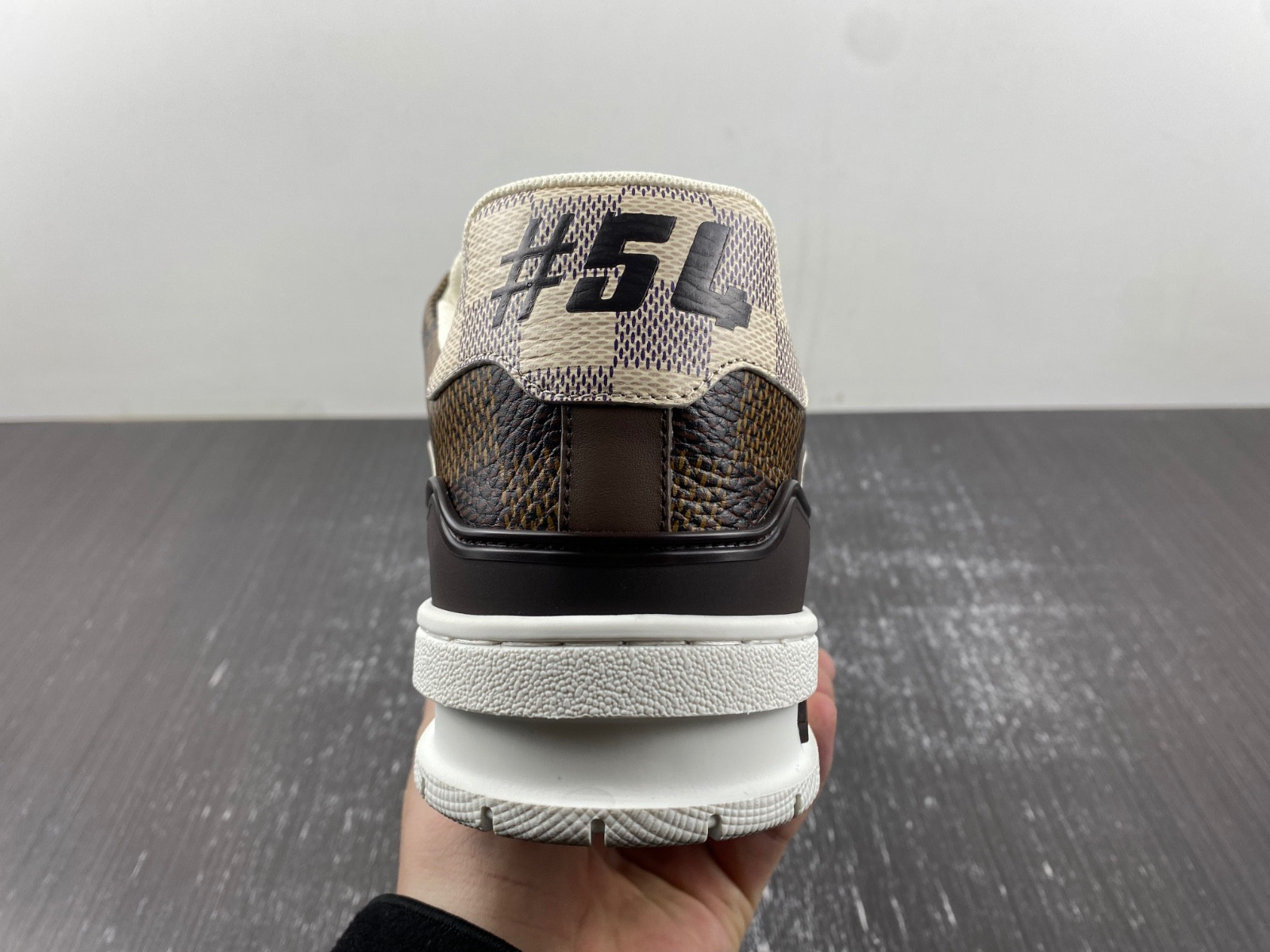 lwe sneakers