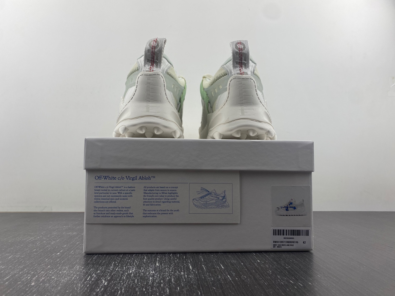 owt 19fw odsy-1000 sneakers