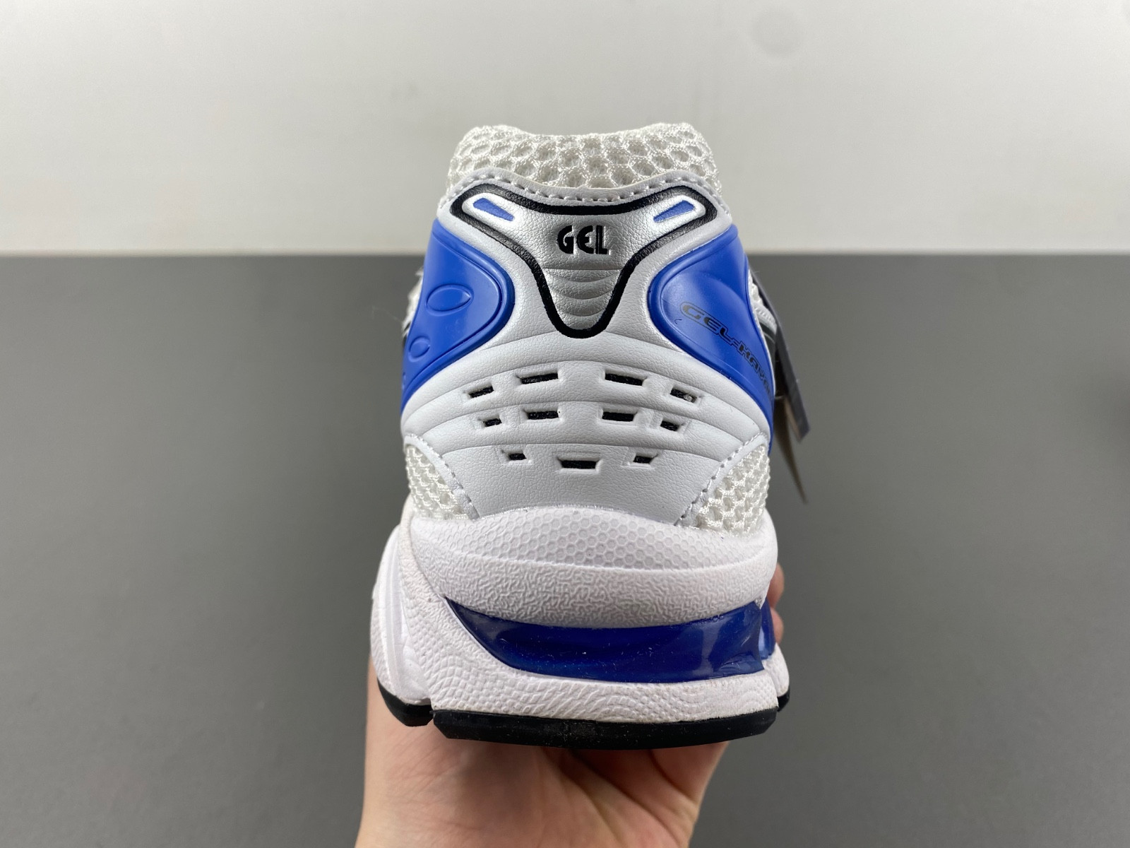 As*ic*s gel kayano 14