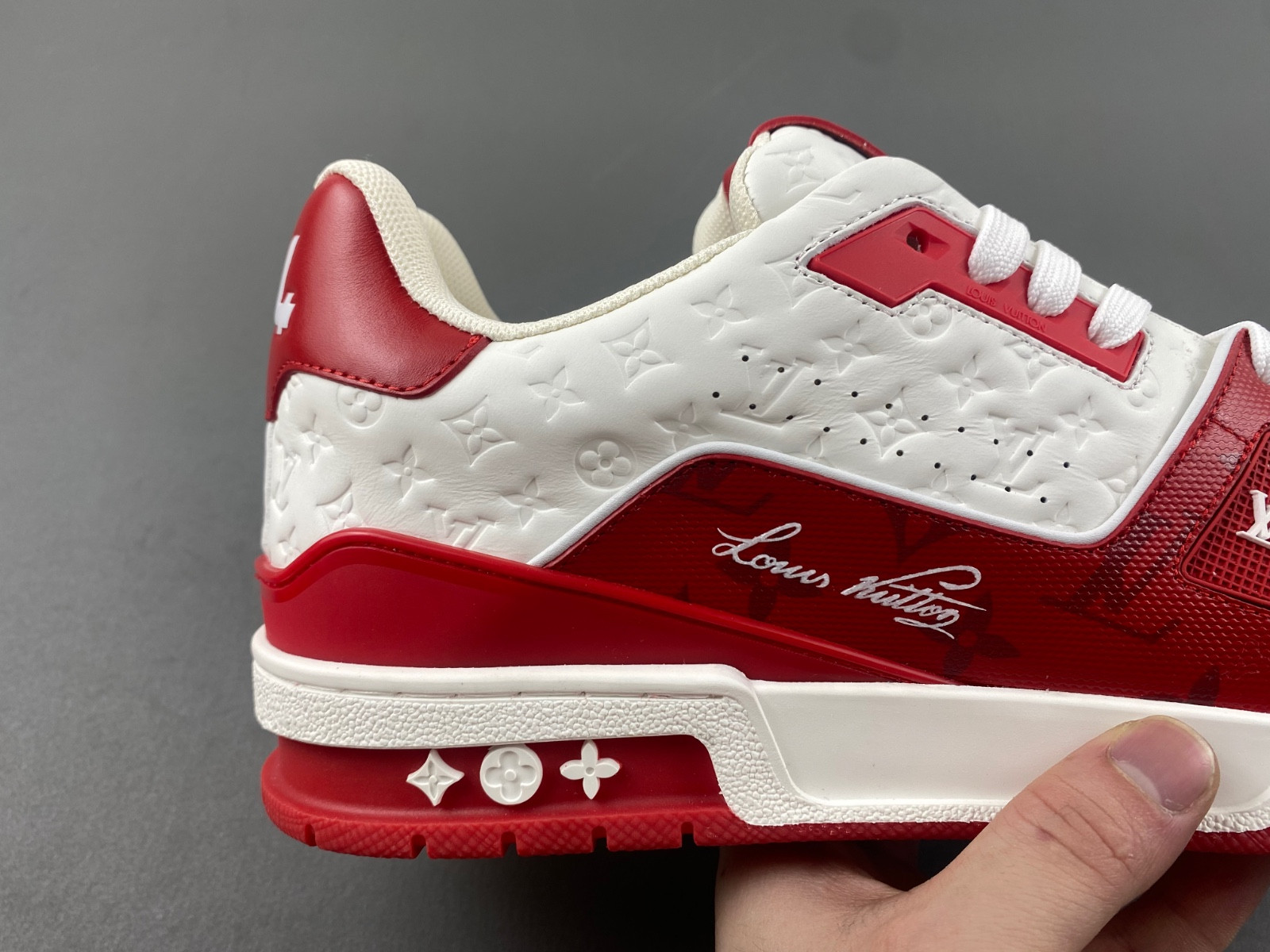 lwe sneaker