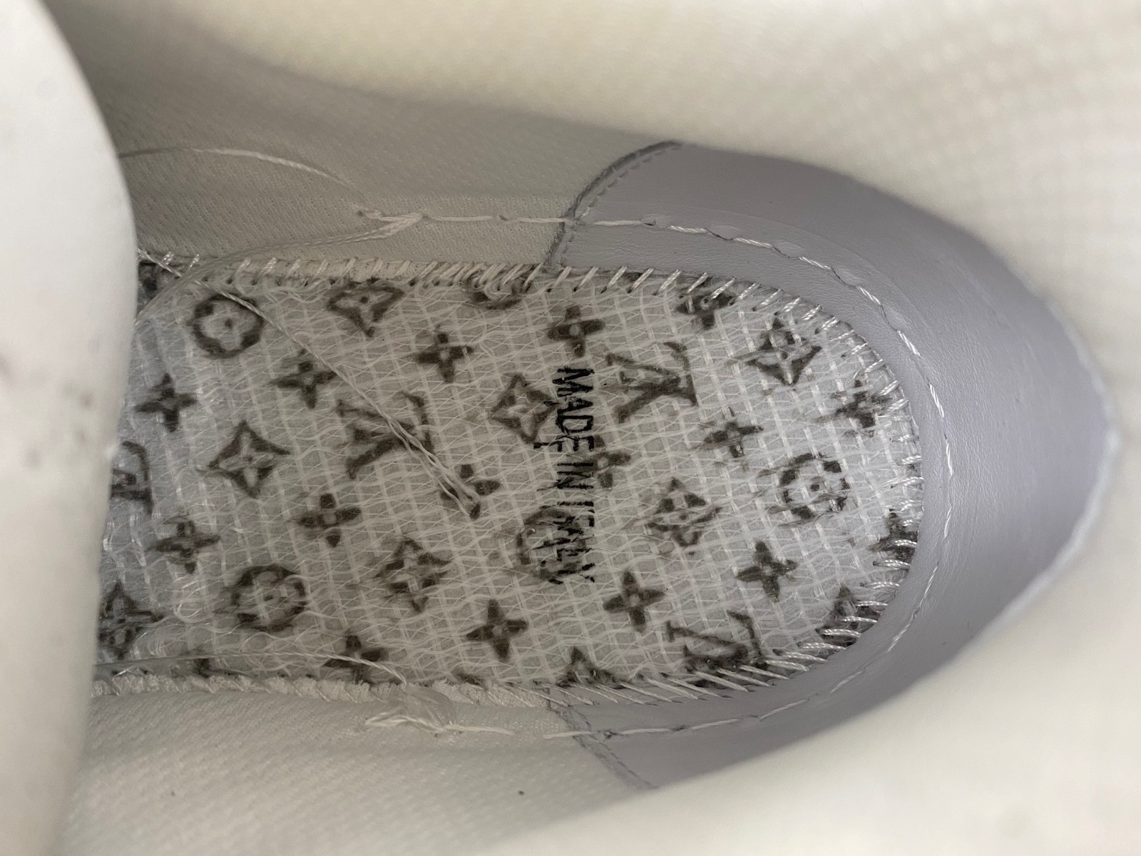 lwe sneaker